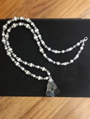 White Faux Pearl and Glass Pendant Necklace